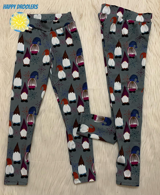 Silver Winter Gnomes Sz 7